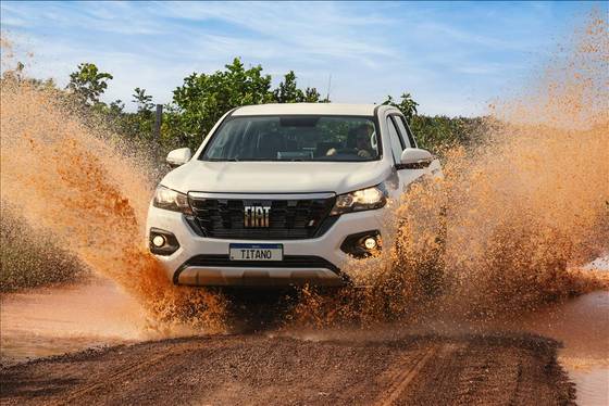 FIAT TITANO 2.2 TURBO DIESEL VOLCANO 4X4 AT8